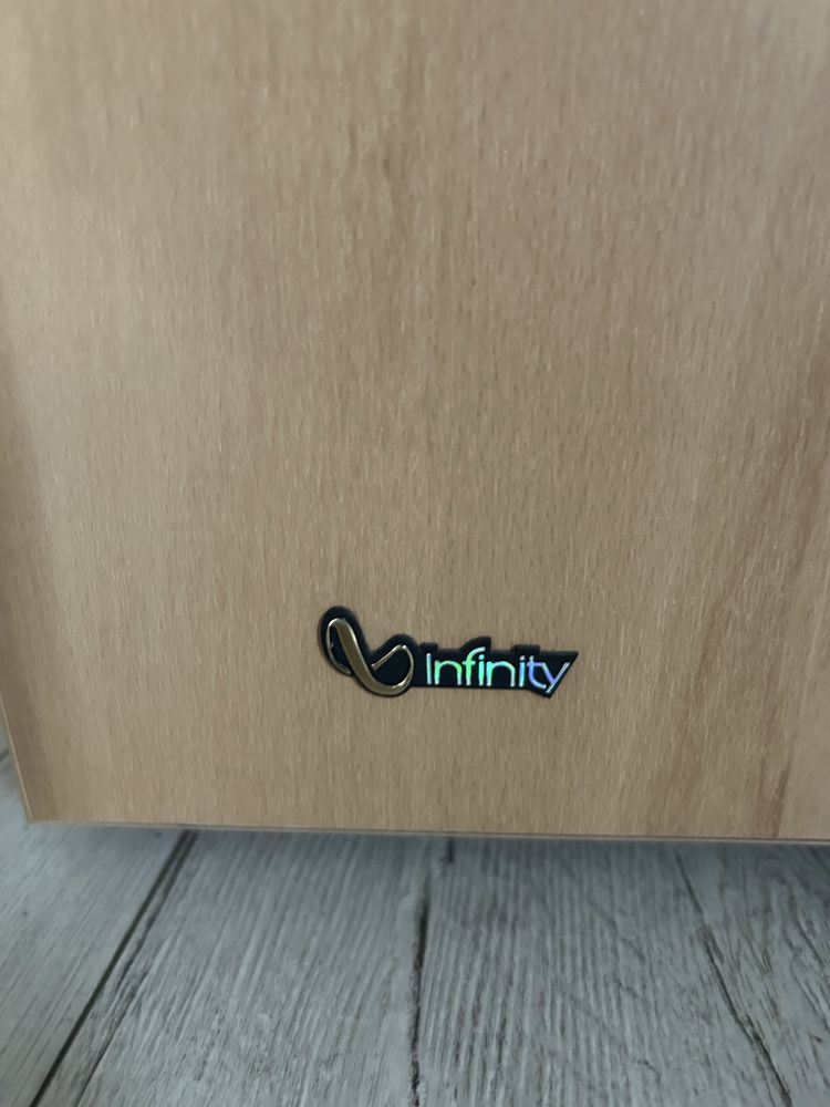 Kolumny infinty alpha 30