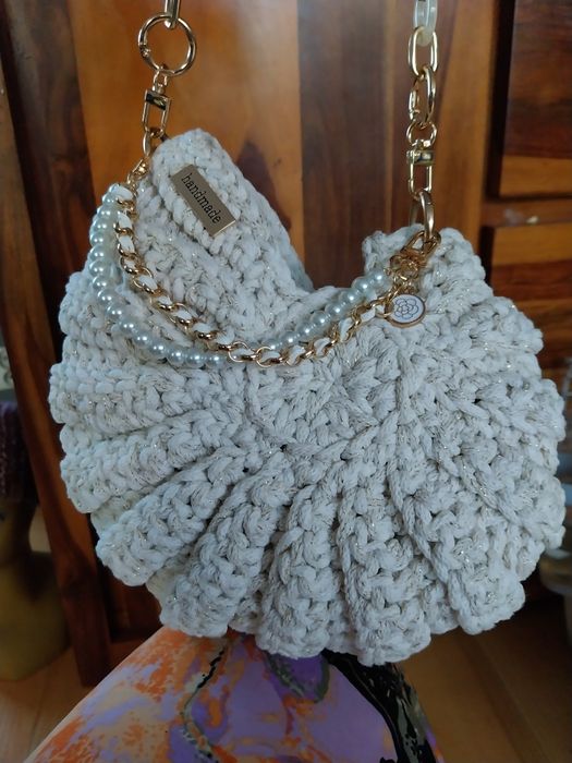 Letnia torebka muszelka