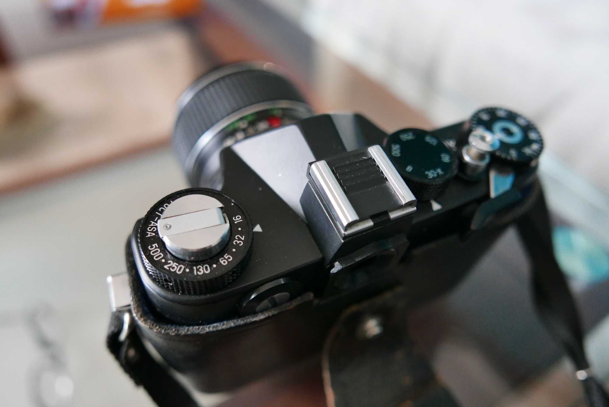 Auto Chinon 55mm f/1,7 Made in Japan. GRATIS Zenit!