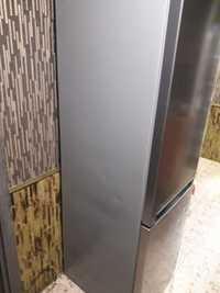 Холодильник індезіт LI9 S1Q X