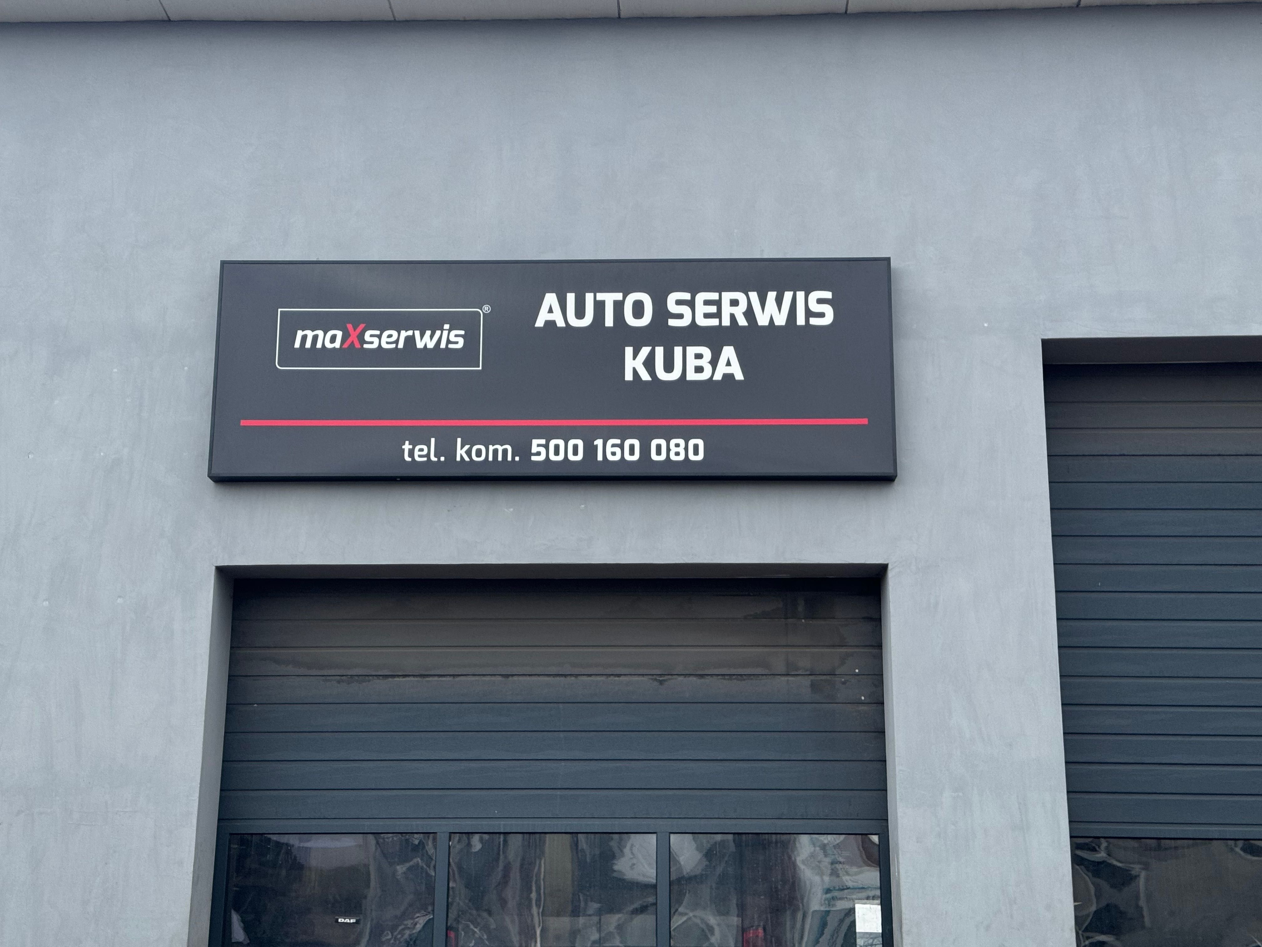 Uczeń Mechanik Pojazdów Samochodowych