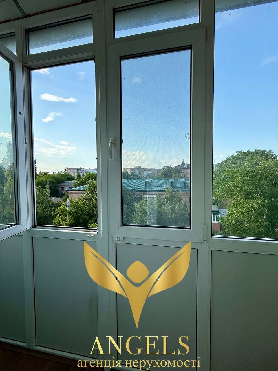 Продаж 3-к квартири 4/5 поверх 59.5м2 (кухня 8.1) АГО ремонт