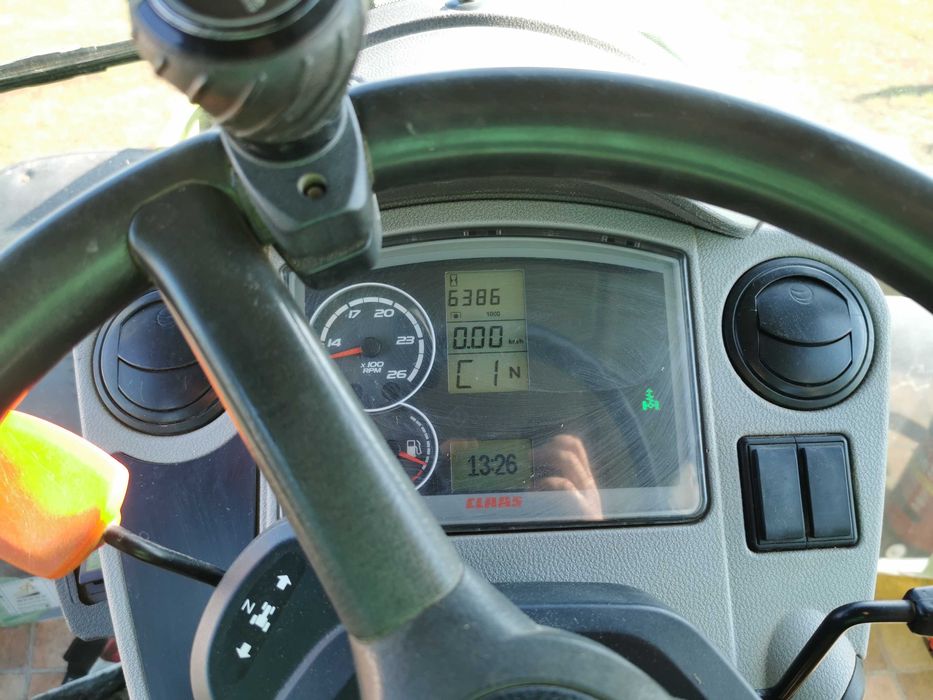 CLAAS AXION 850 bogate wyposażenie FULL