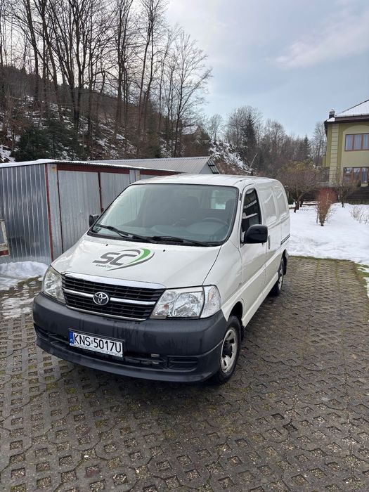 Toyota Hiace  Toyota Hiace  2010  4x4