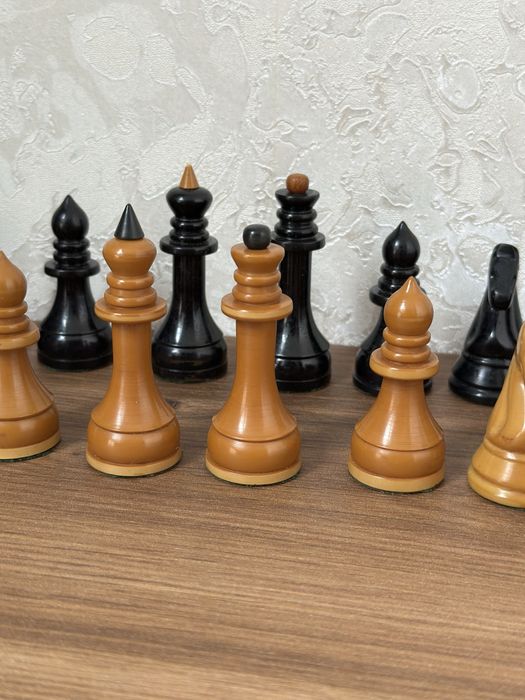 Продам шахмати в гарному стані