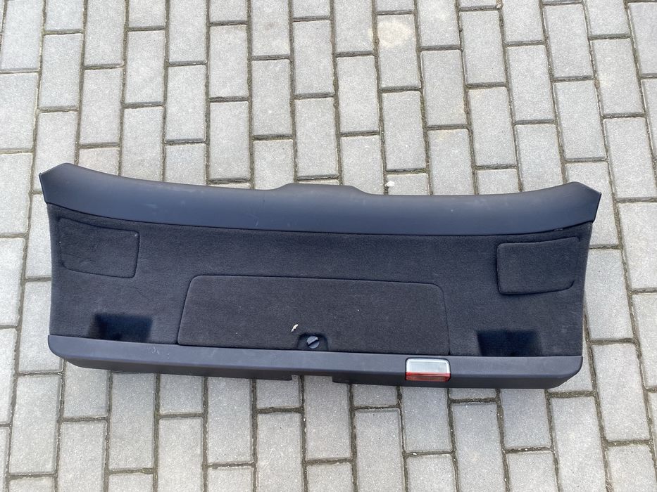 Osłona klapy bagaznika audi a4 b7 avant 8E9 czarna
