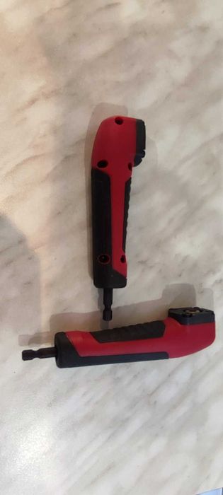 Угловой редуктор адаптер для шуруповерта.