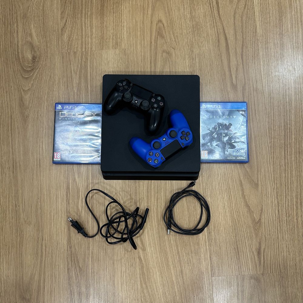 Ps4 slim 1Tb + 2 comandos + 2 jogos