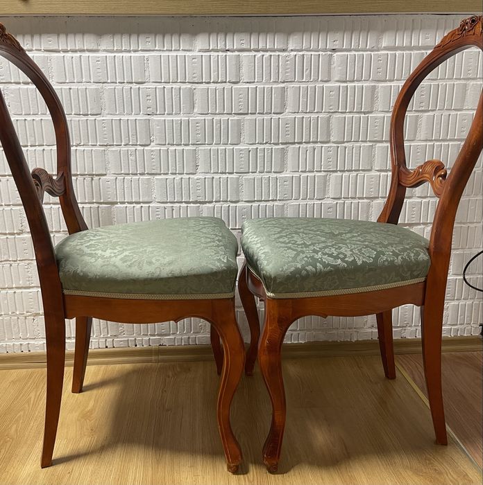 Krzesła w stylu ludwikowskim szałwiowe żakard medaliony