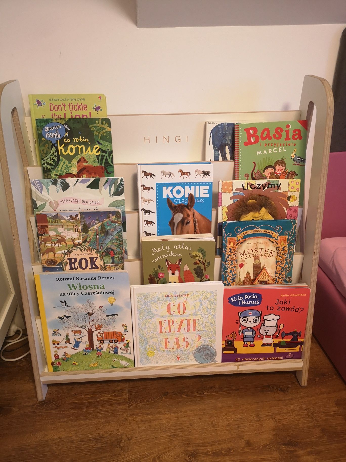 Biblioteczka hingi Montessori