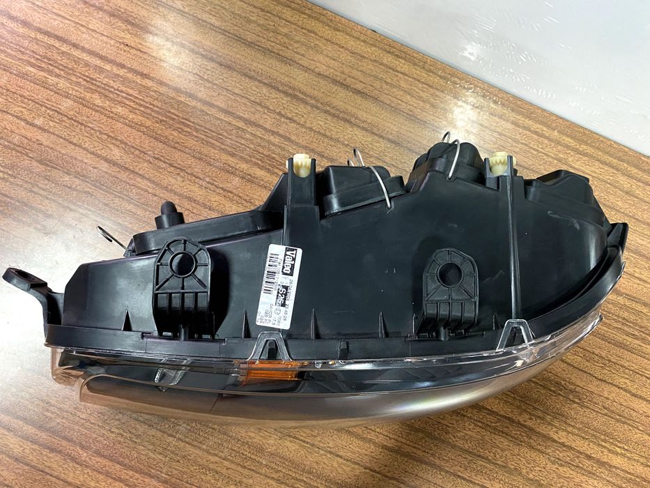 Farol Frt Esquerdo Valeo (ORIGINAL) Fiat Punto 188 NOVO