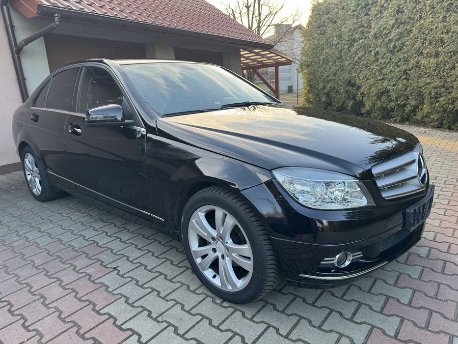 MERCEDES C180, NAVI, Klimatyzacja, Półskóra, Parktronik, Bardzo Ładny.