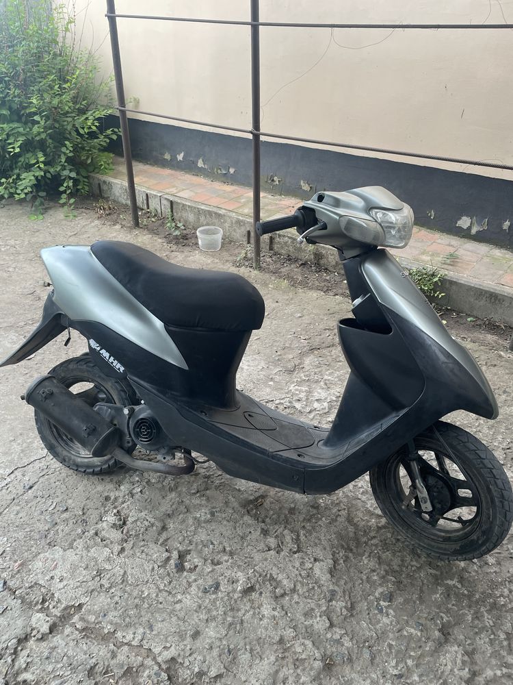 Suzuki lets 2 …..