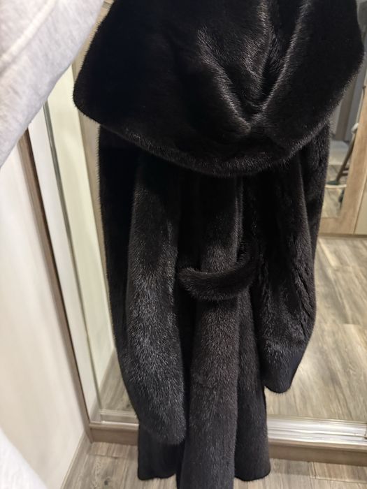 Норковая шуба ,натуральная ,размер xs-s