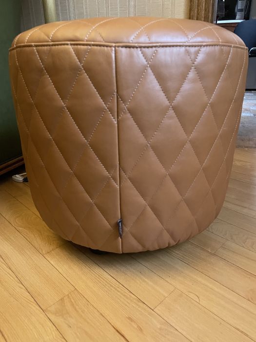 Круглый Пуф Natuzzi Italia из натуральной кожи