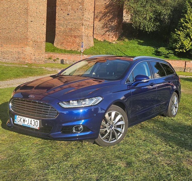 Ford Mondeo Mondeo biturbo, bogata wersja