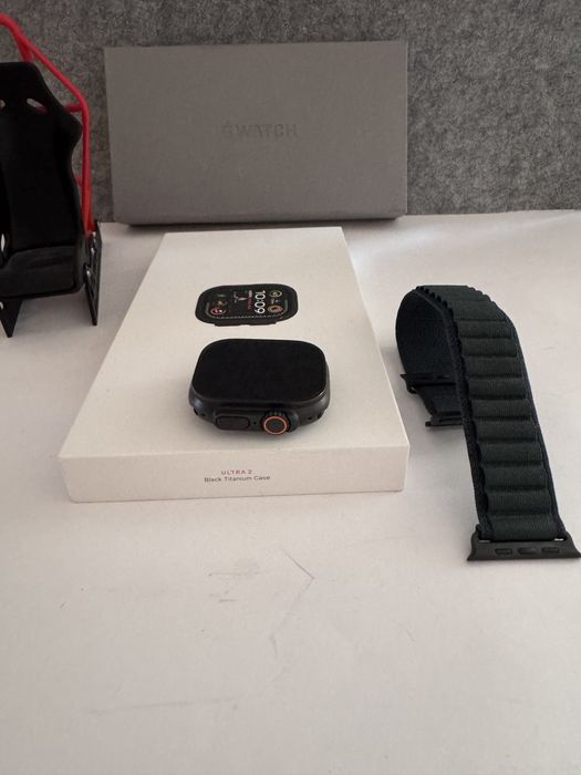 Apple Watch Ultra 2 49MM Black titanium dark green