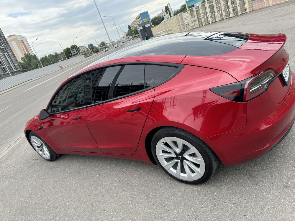 Продам Tesla Model 3 Long Range