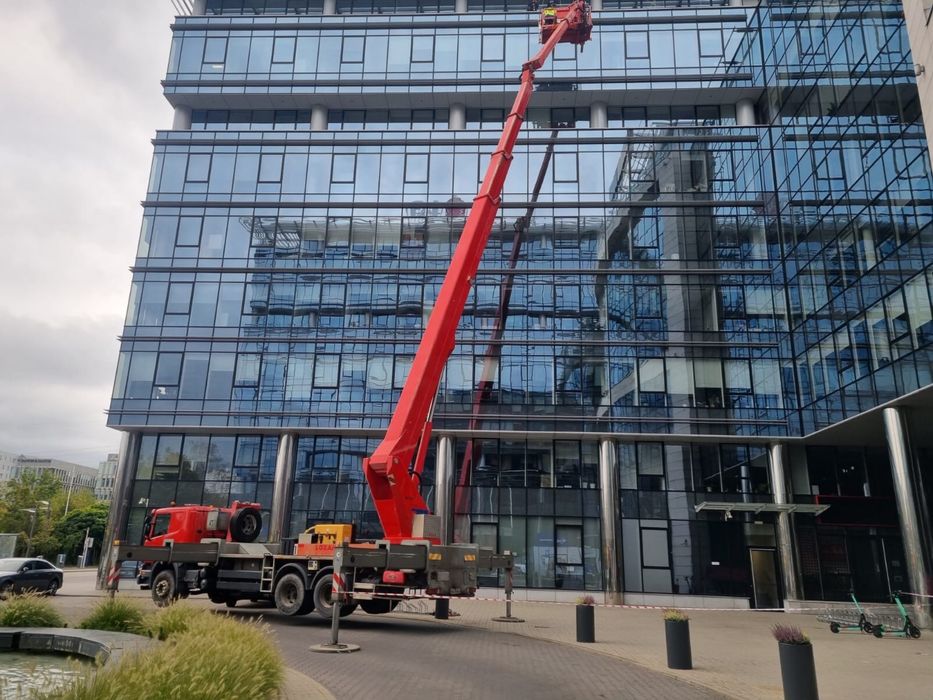 Wynajem podnośnik koszowy, zwyżka 45m, 53m, 61m, 70m