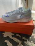 Топові бігові кросівки nike zoomx streakfly