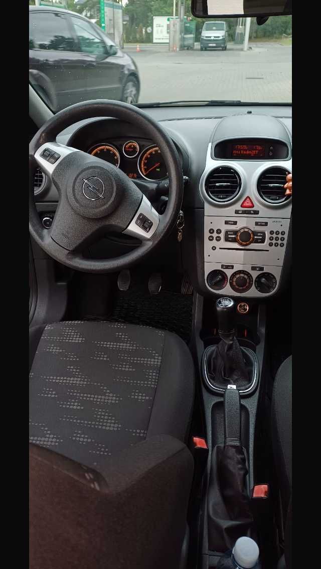 sprzedam Opel Corsa D ,1.286[KM],2012 rok, przebieg 110 tyś, benzyna
