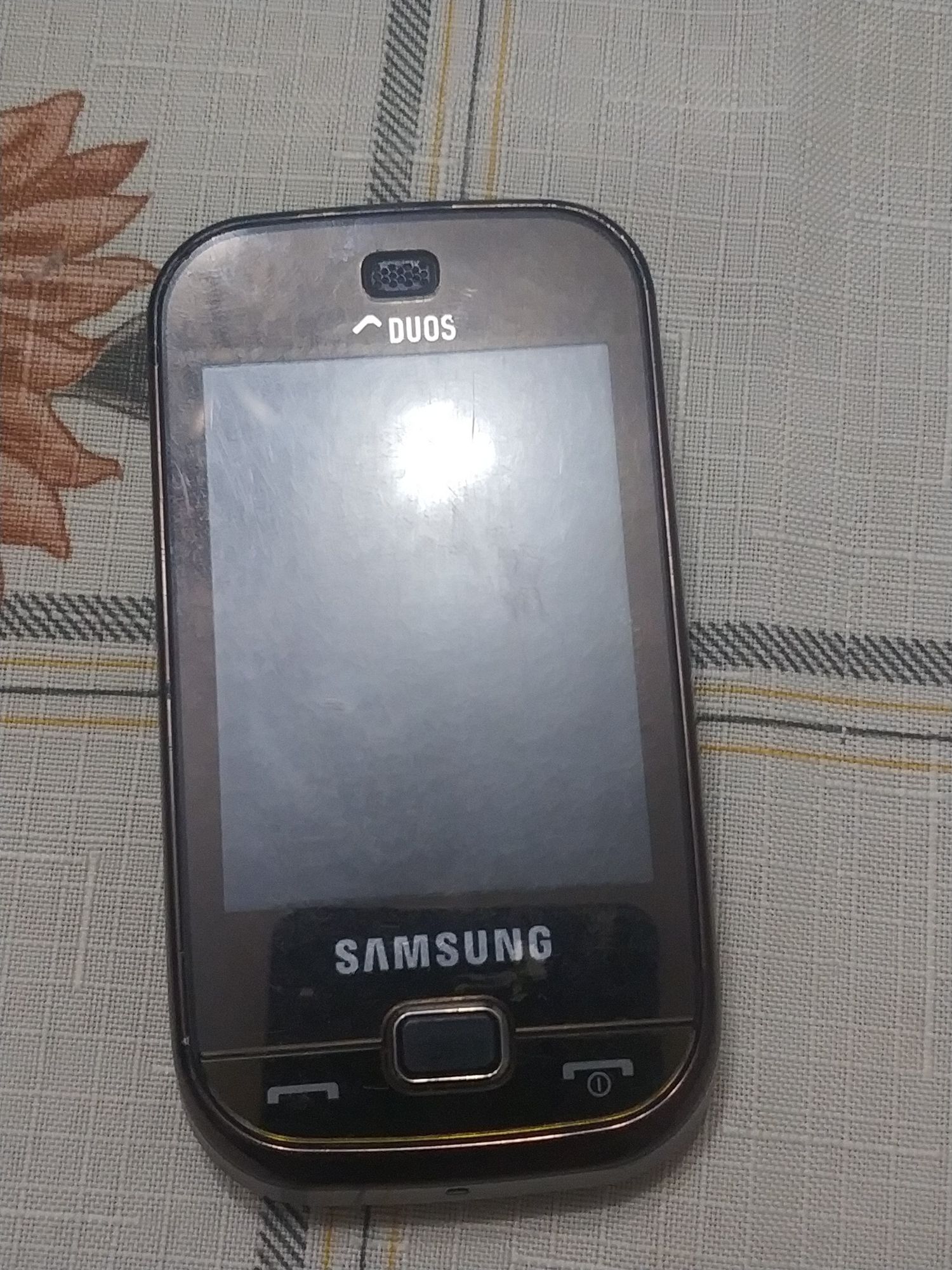 Мобільний телефон Samsung B-5722