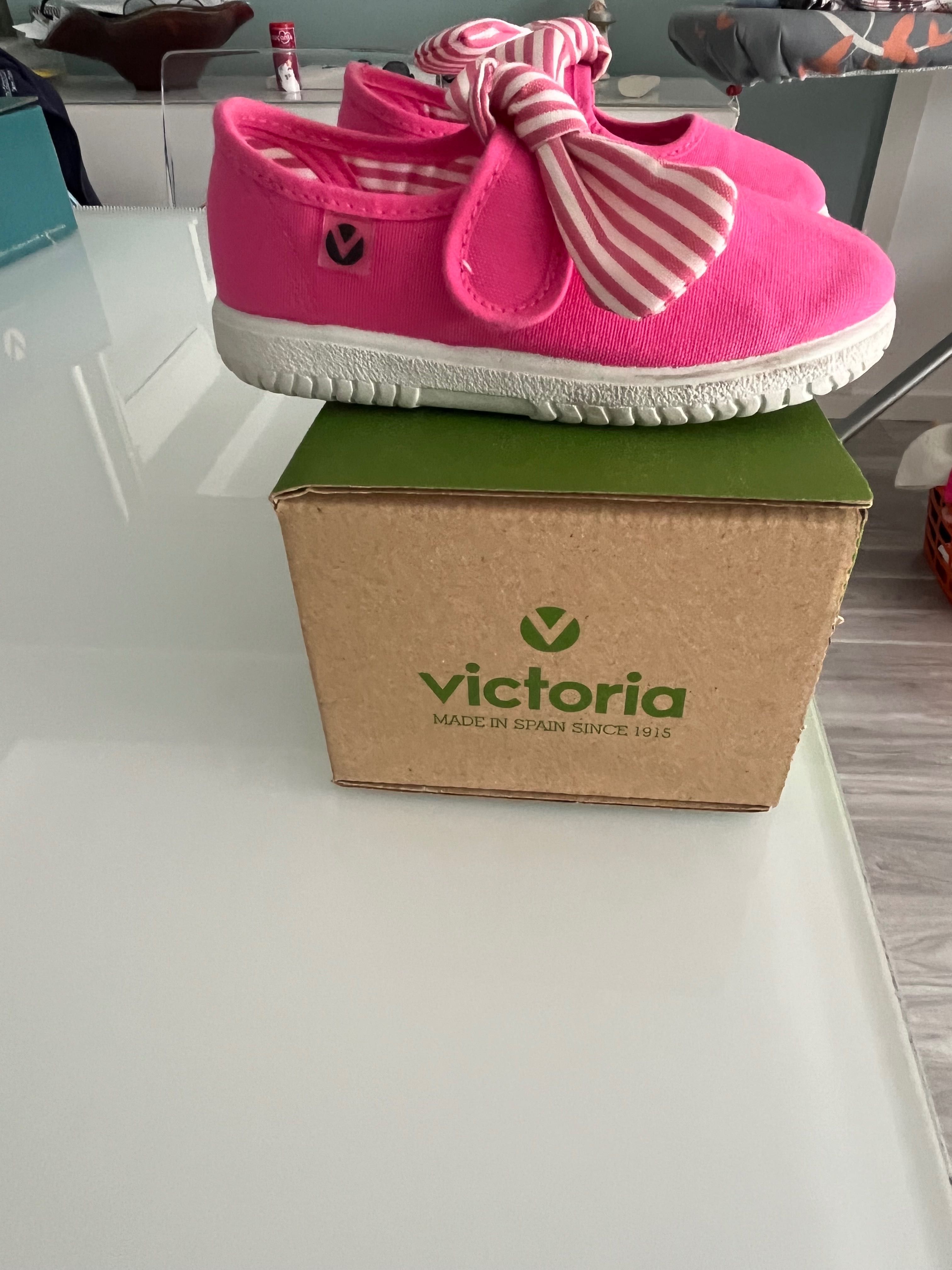 Sapatos rosa Victoria