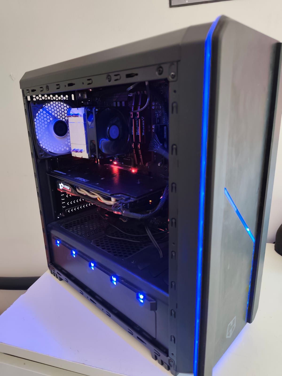 PC Gamer Roda tudo Rgb