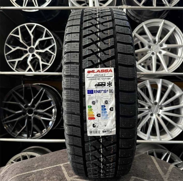 Зима Lassa Wintus 2 235/65 R16C 121 індекс усилена !!!