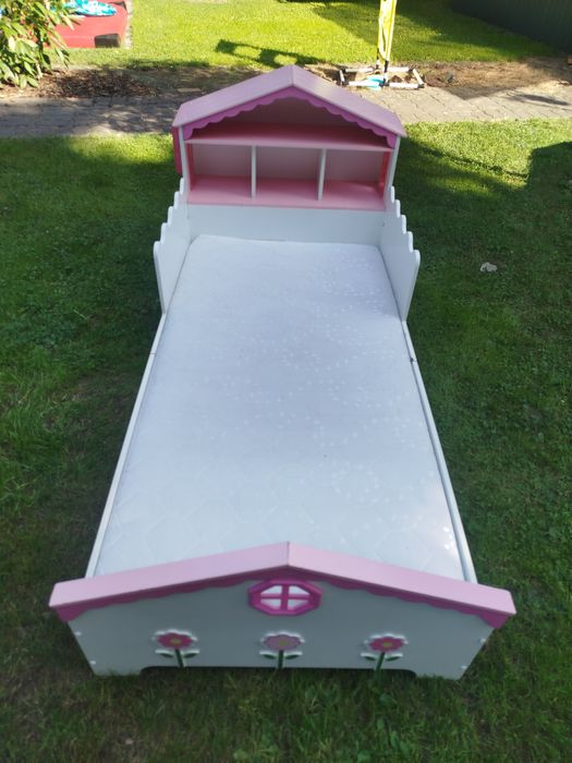 Okazja ! Łóżko dziecięce 140x70 z nadstawką i materacem. Stan idealn