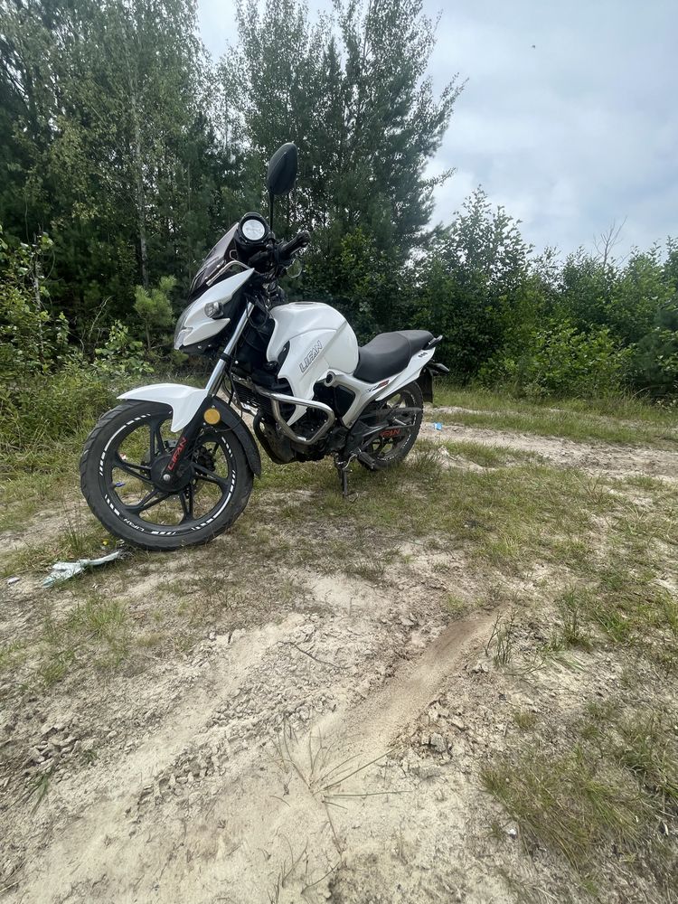 Продам ліфан кп 200