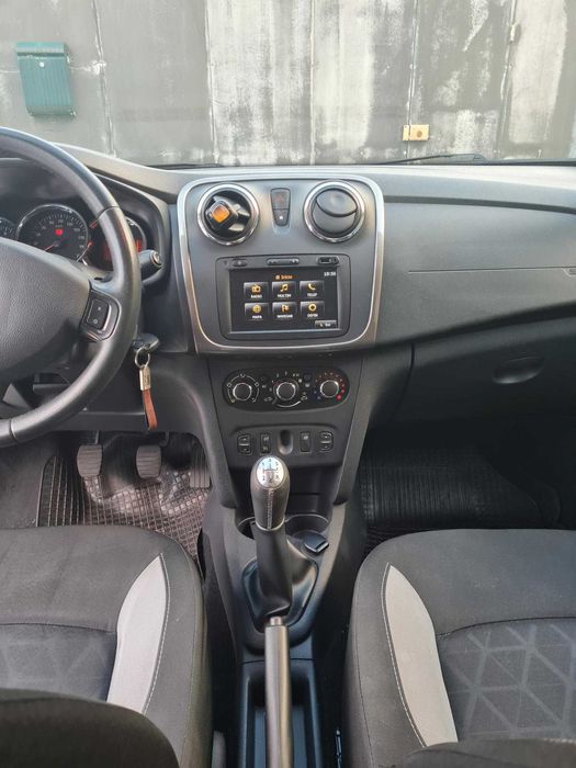 Dacia Sandero Stepway 2013