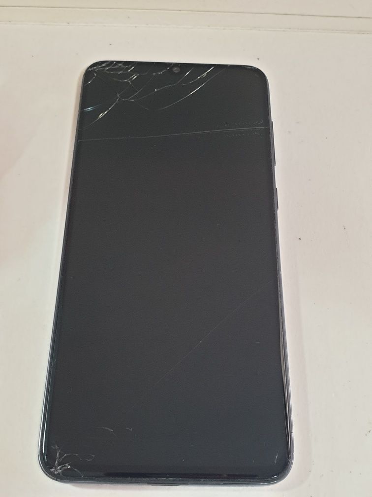 Samsung Galaxy A70 (6/128gb)