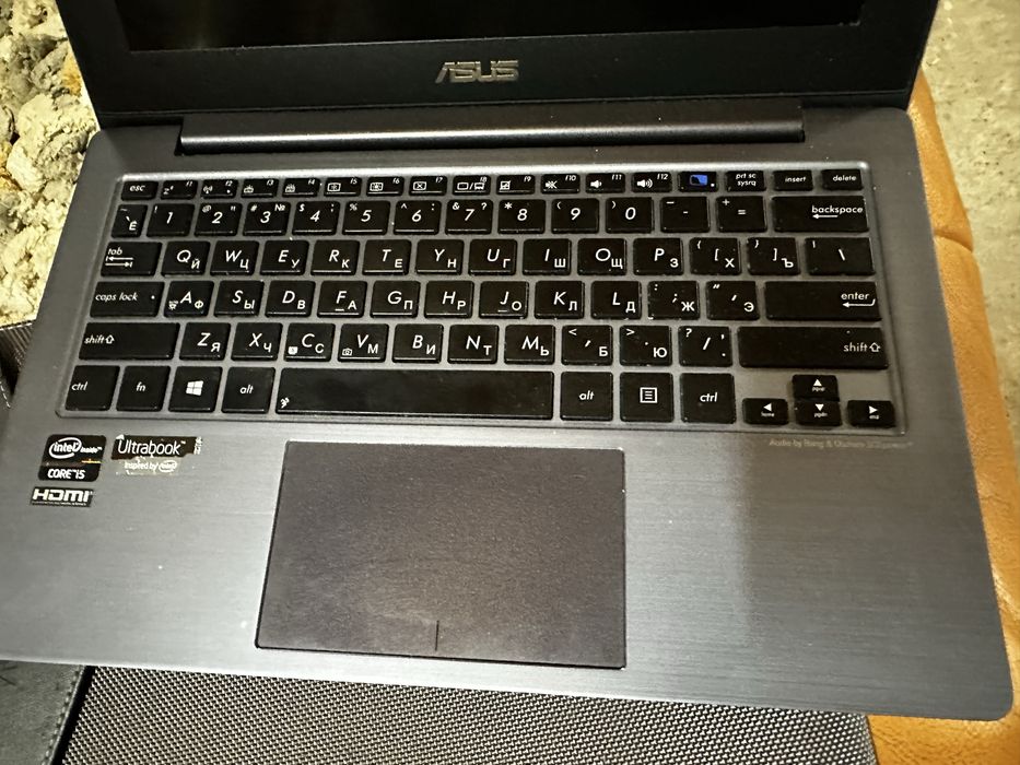 Ультрабук ASUS TAICHI 21, ноутбук-планшет 2в1