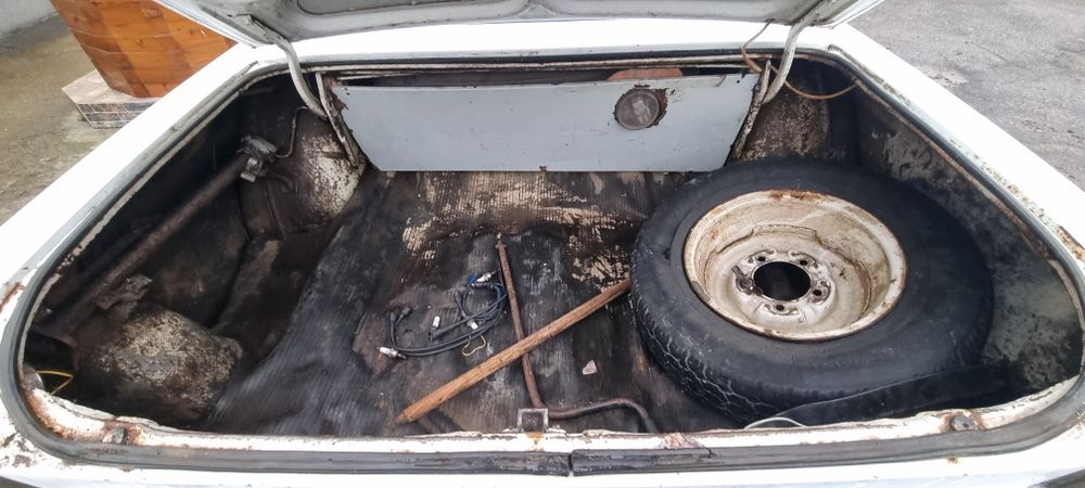 Продам Волгу 2410