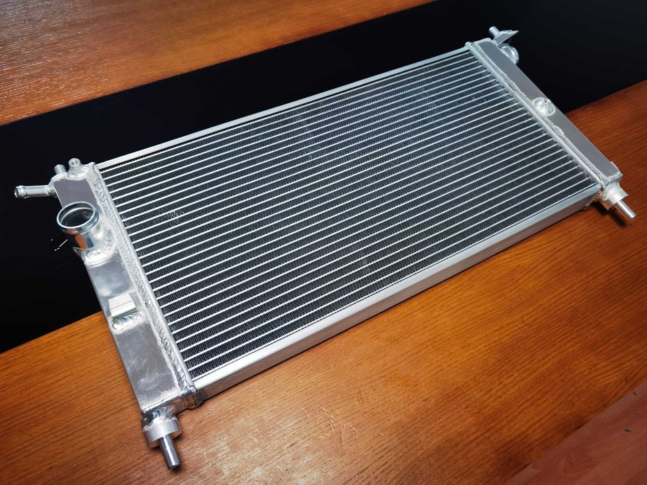 Radiador Opel Corsa GSi Turbo de 1993 a 1999 - Alumínio Performance