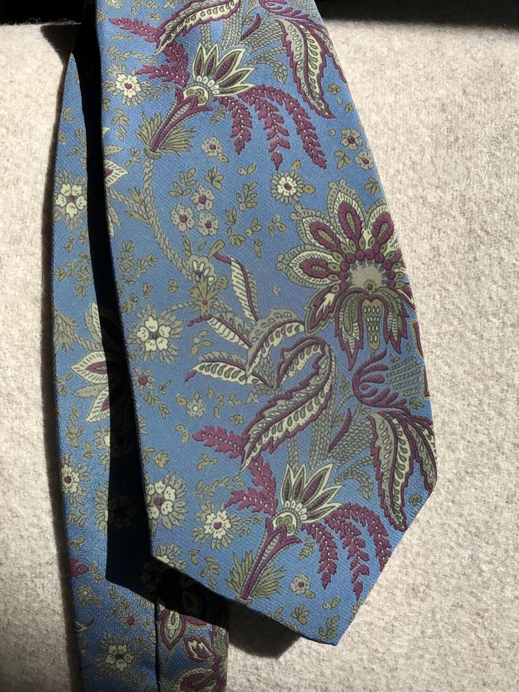 Krawat jedwabny vintage motyw florystyczny