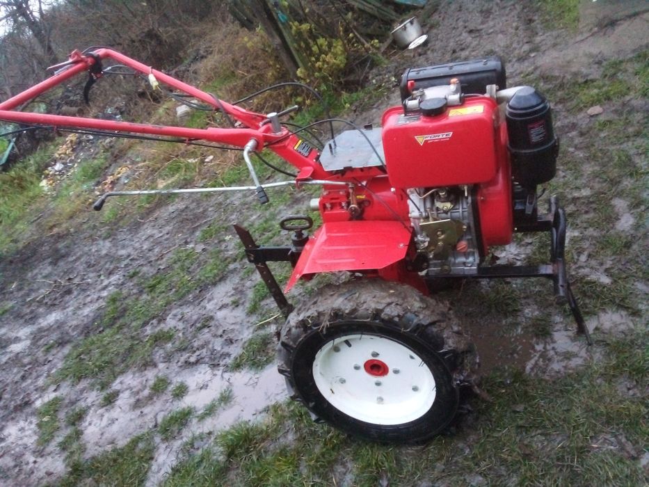 Продам мотоблок 9 к.с