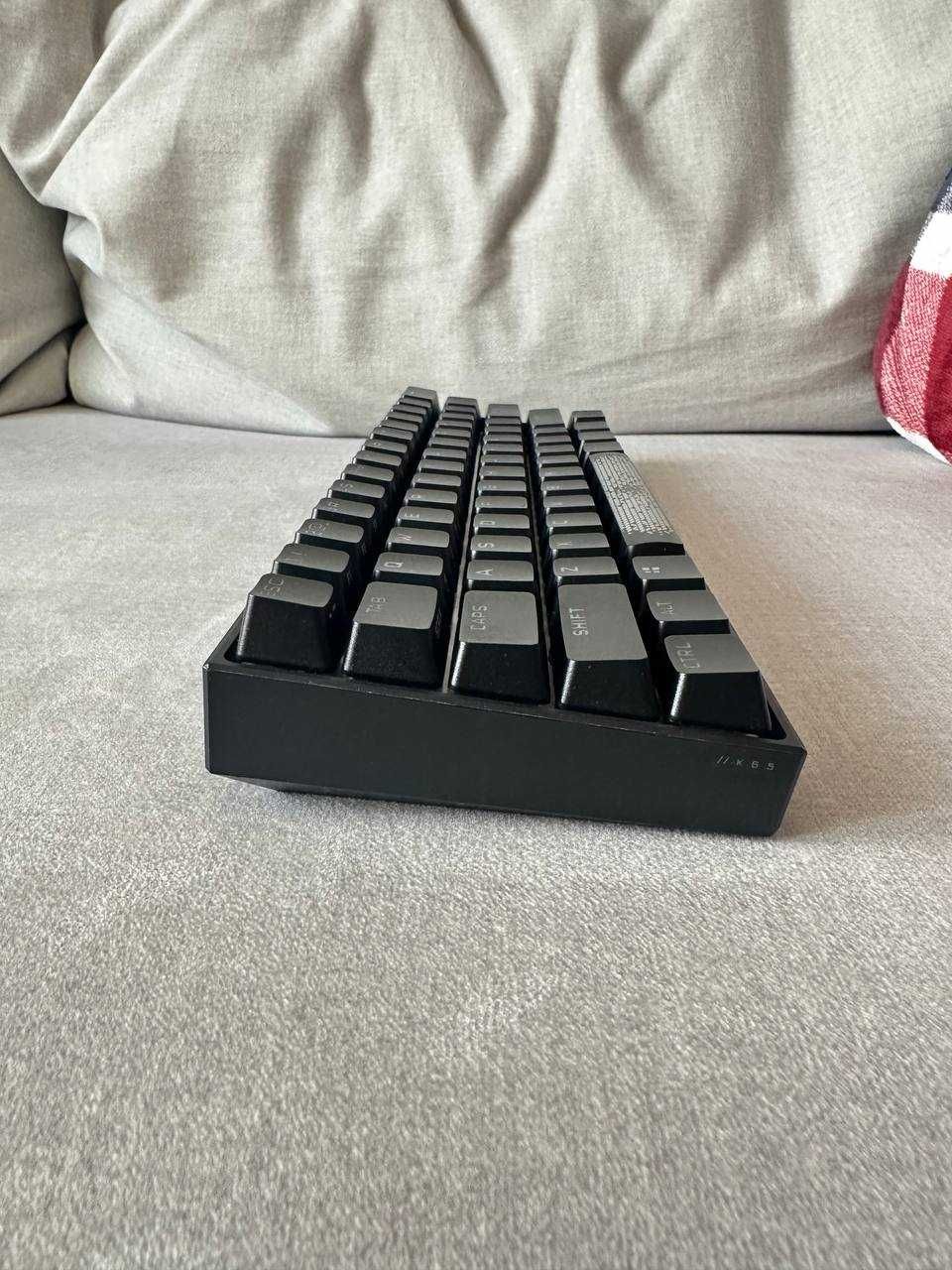 Klawiatura CORSAIR K65 RGB MINI (switche cherry mx)