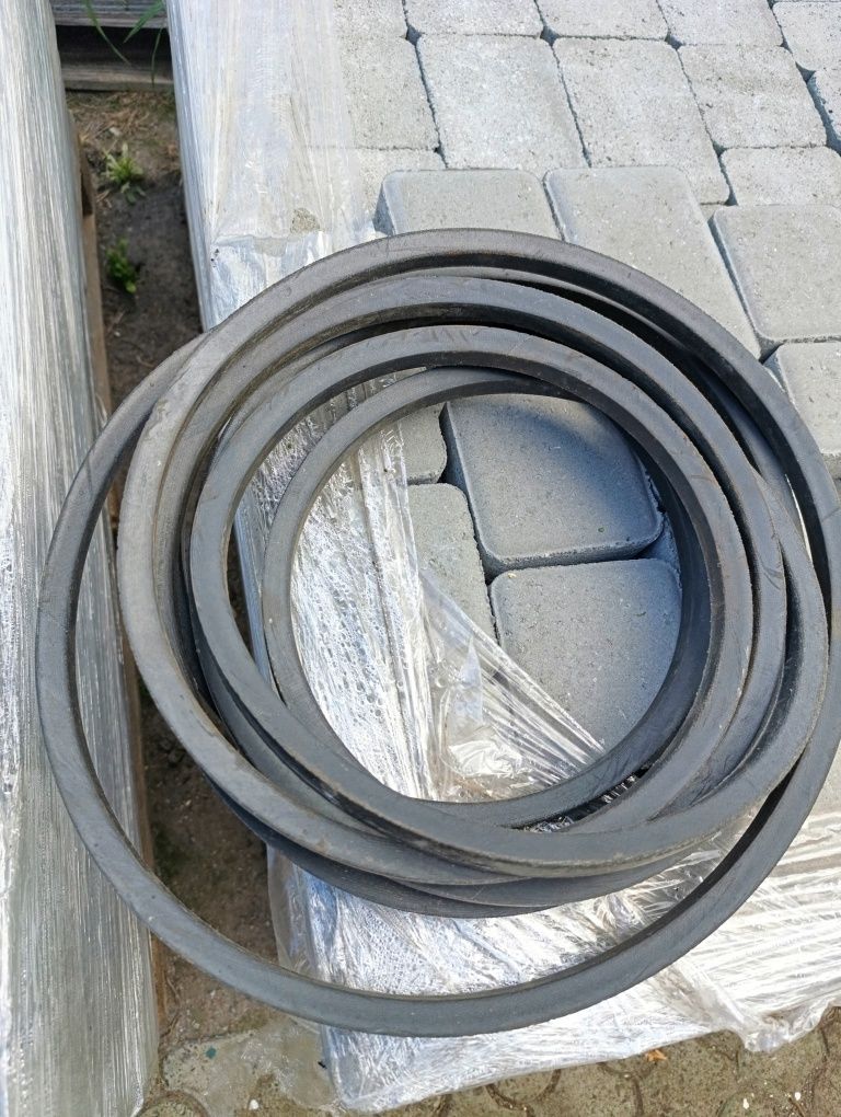 Продам ремінь С 7100 (2штуки)