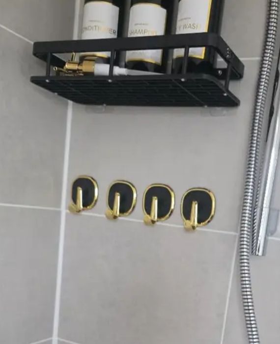 Wieszaki haczyki samoprzylepne czarno-złote na ręczniki 4szt,