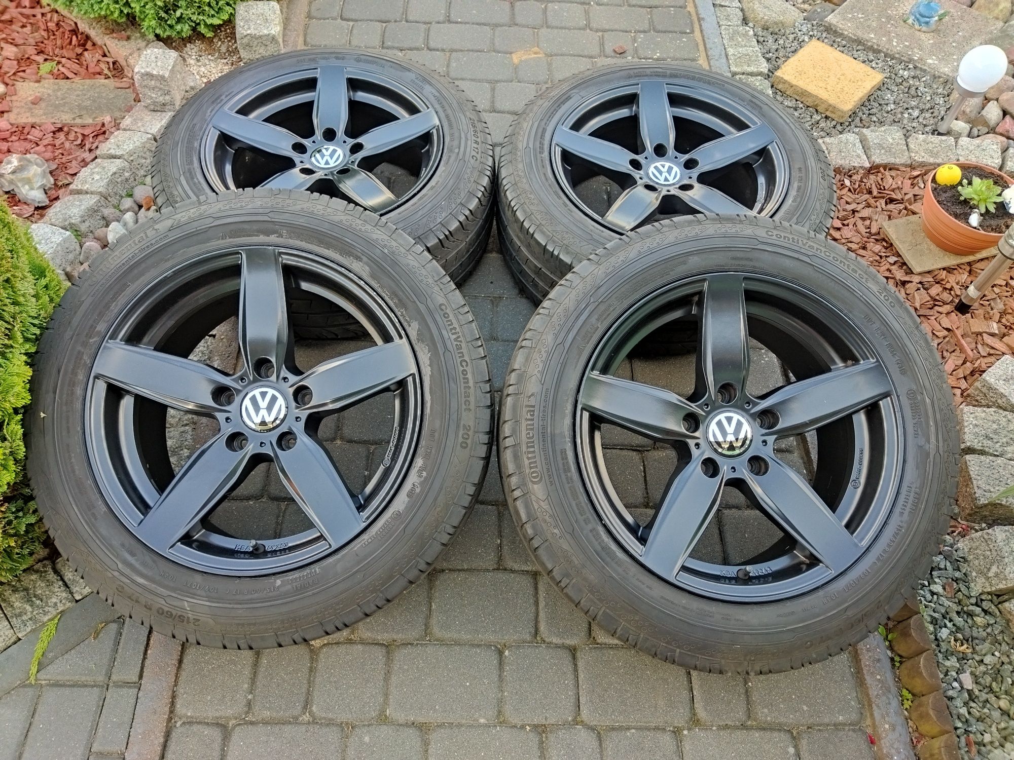 5x120 17 Cali Koła Alu 215/60/17 VW Transporter Caravelle T5