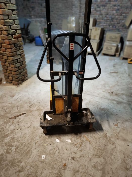 Wózek do palet podnośnik masztowy WRP3-1003/Mst Zakrem paleciak