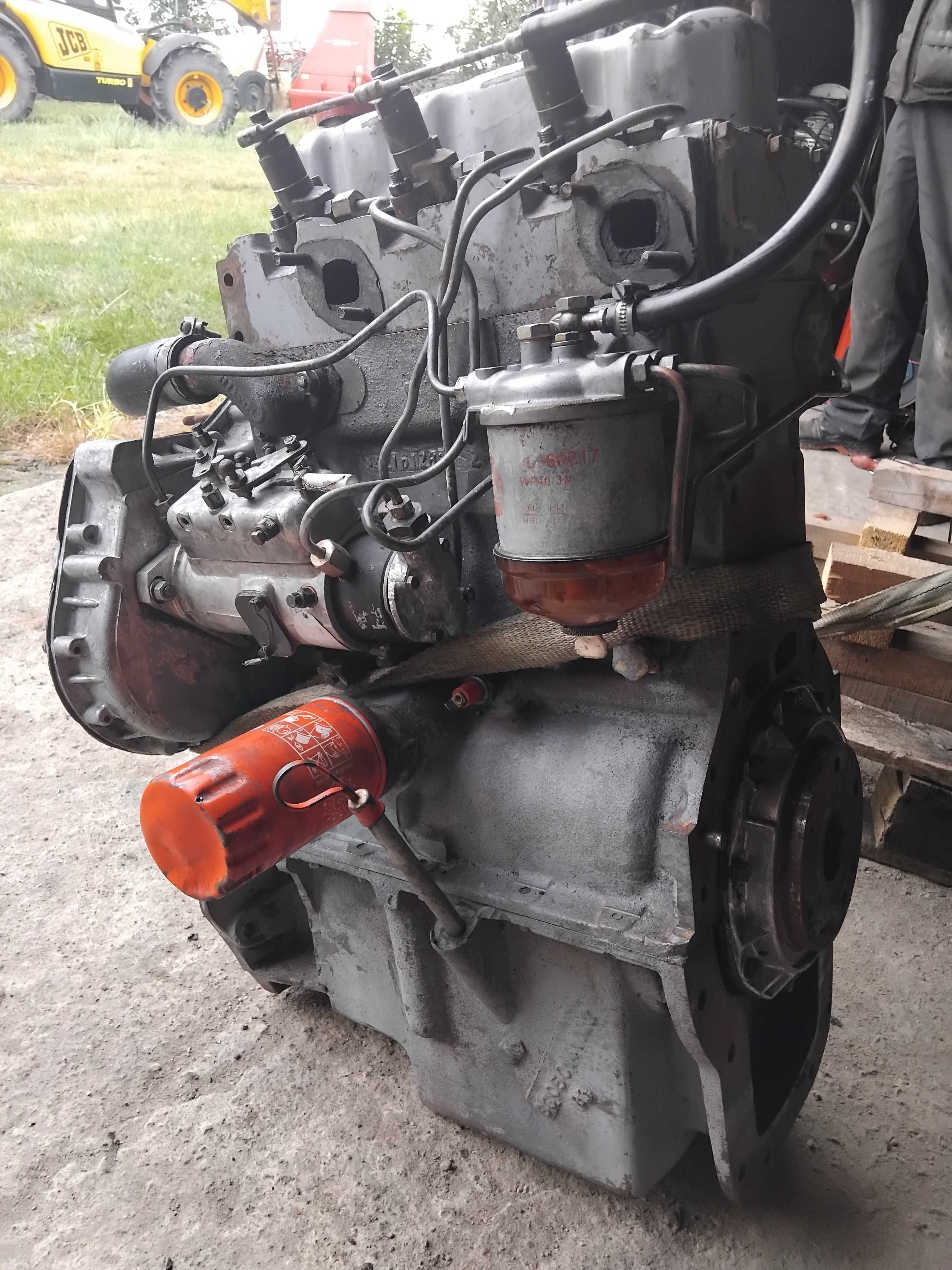 Silnik ursus c-360 3p,pompa.