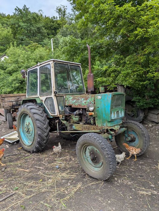 Залишився на продаж лише культиватор .