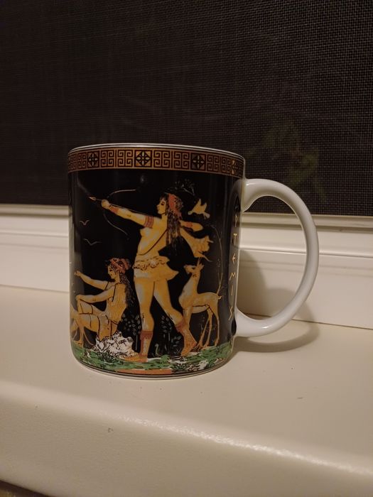 Чашка чайна у греческому стилі