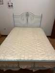 Cama de ferro usada