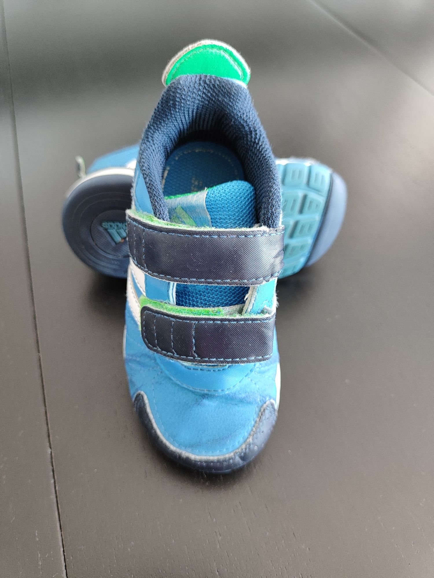 Sapatilhas Adidas - Tamanho 23