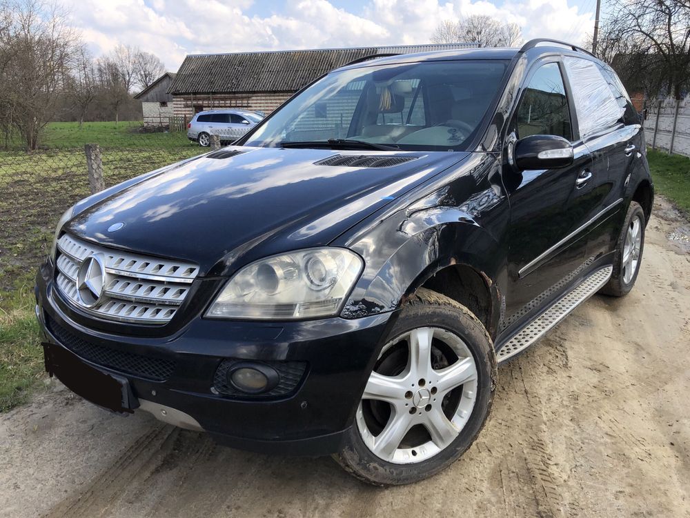 Разборка Mercedes-Benz ML350 W164 бампер двигатель стойки салон двери