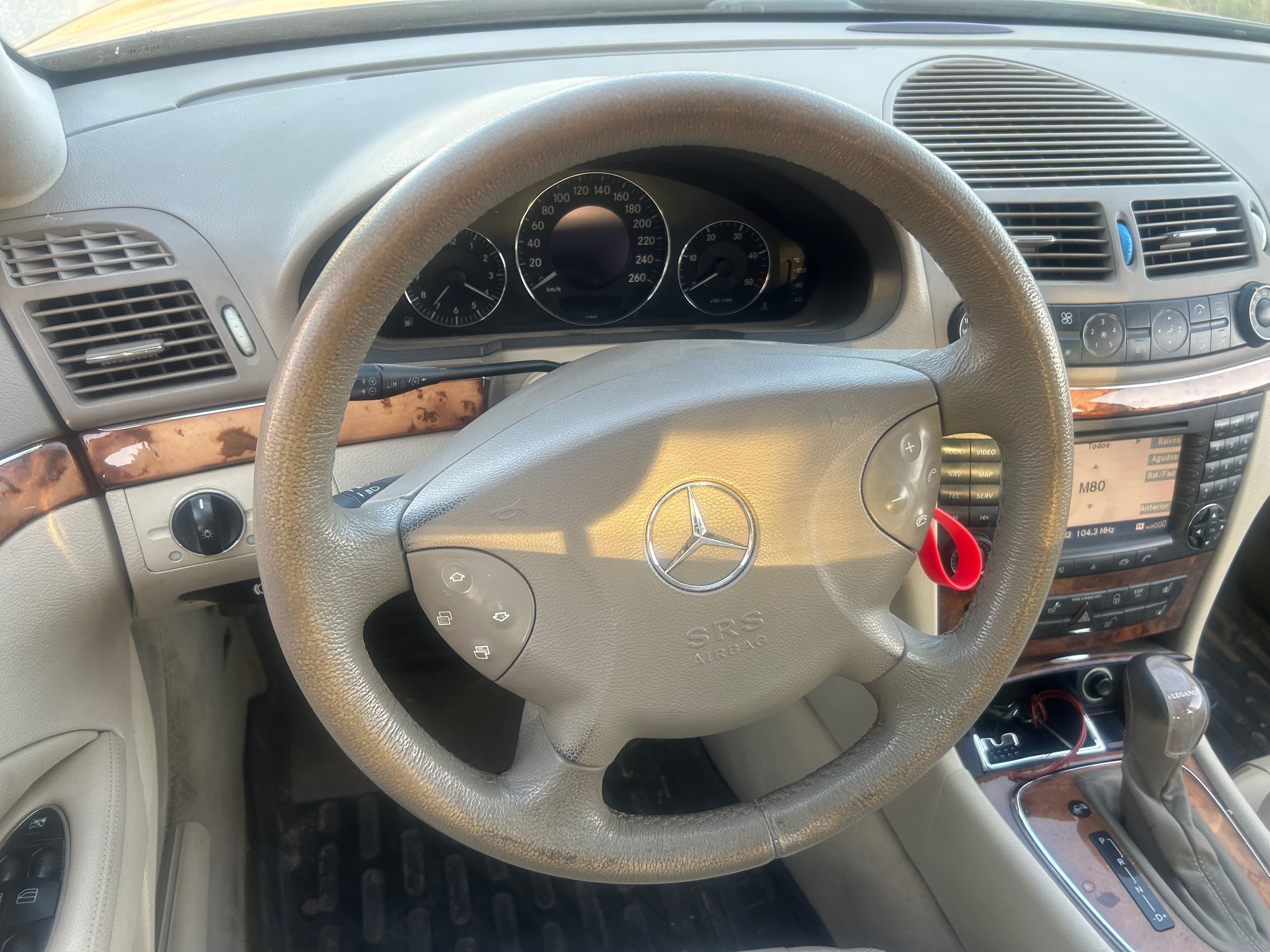 Mercedes Class E270